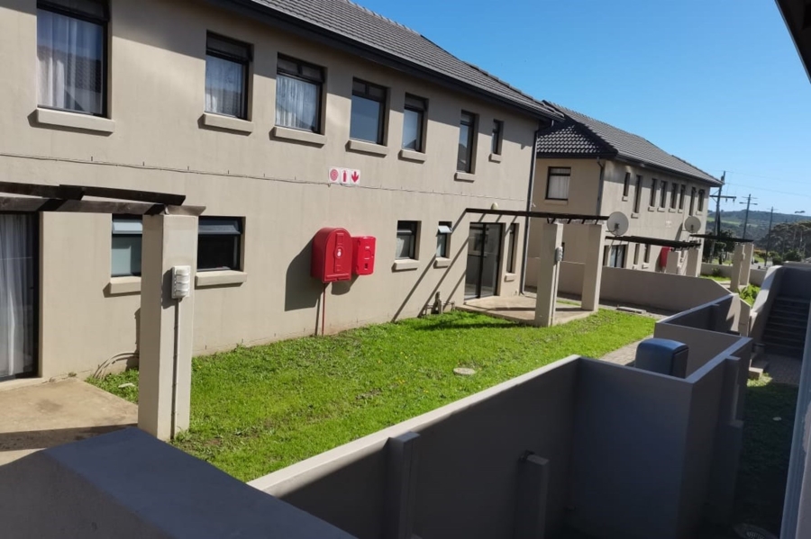 2 Bedroom Property for Sale in Kidds Beach Eastern Cape